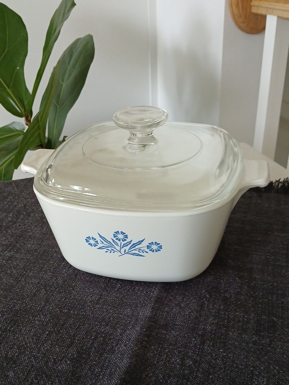 Vintage CorningWare BLUE CORNFLOWER 1-3/4 Qt Casserole P-1 3/4-B + Lid PYREX A7C